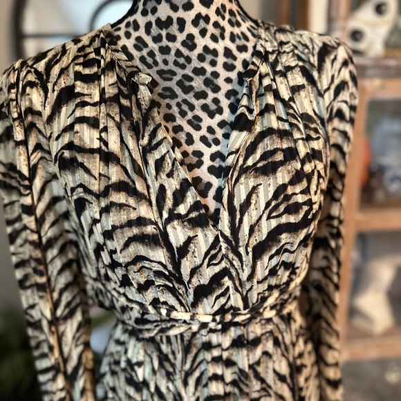 ba&sh Zebra Print Long Sleeve Dress - Picture 2 of 9